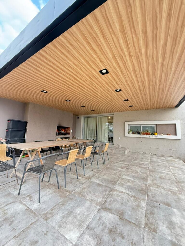 WhatsApp Image 2025-11-03 at 12.49.34 (1)