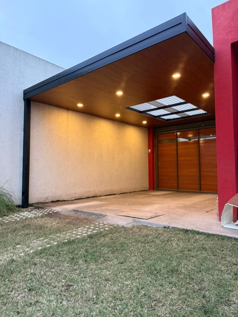 WhatsApp Image 2025-11-03 at 12.49.38